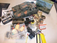 HengLong Panther Remote Controlled Tank  1/16 Metal Upgrade  Loads Spare Parts