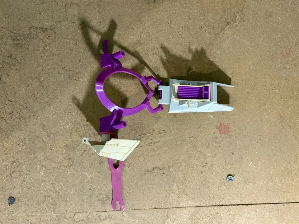 Figura de acción Triceratops con Hammerhead y Sidewinder Dino Riders 1989 Tyco Toys Foto 3 de 4