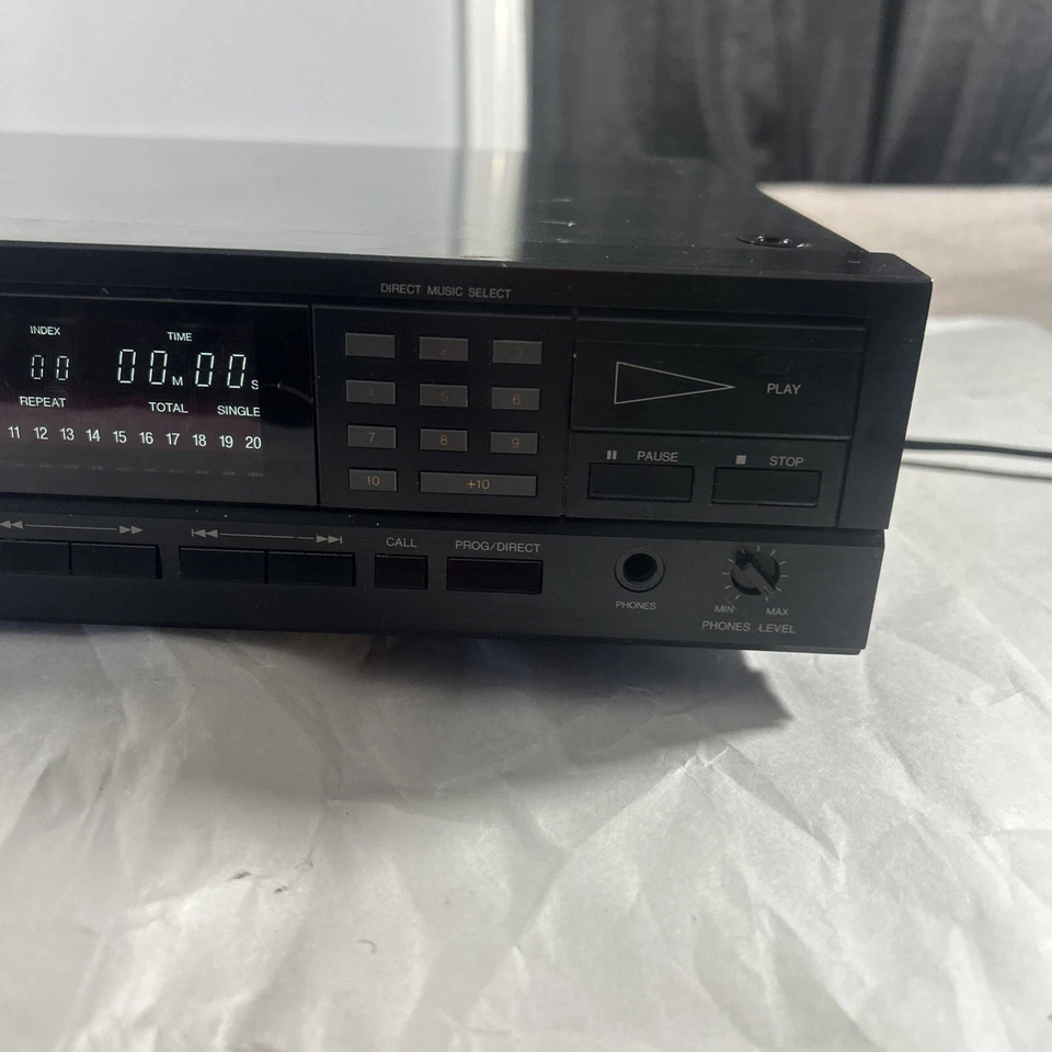 Denon CD Player DCD800 Black/Powers On/Untested Digital PCM Audio - Image 3 of 4