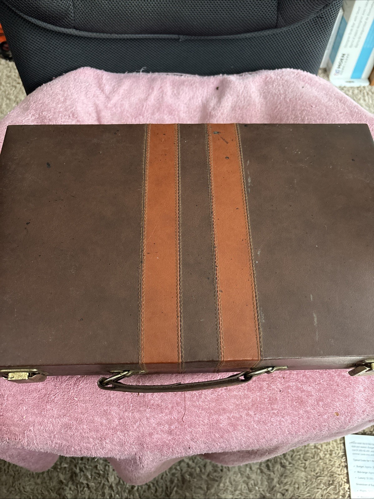 Vintage Backgammon Set in Faux Leather Briefcase Carrying Case - Complete EUC