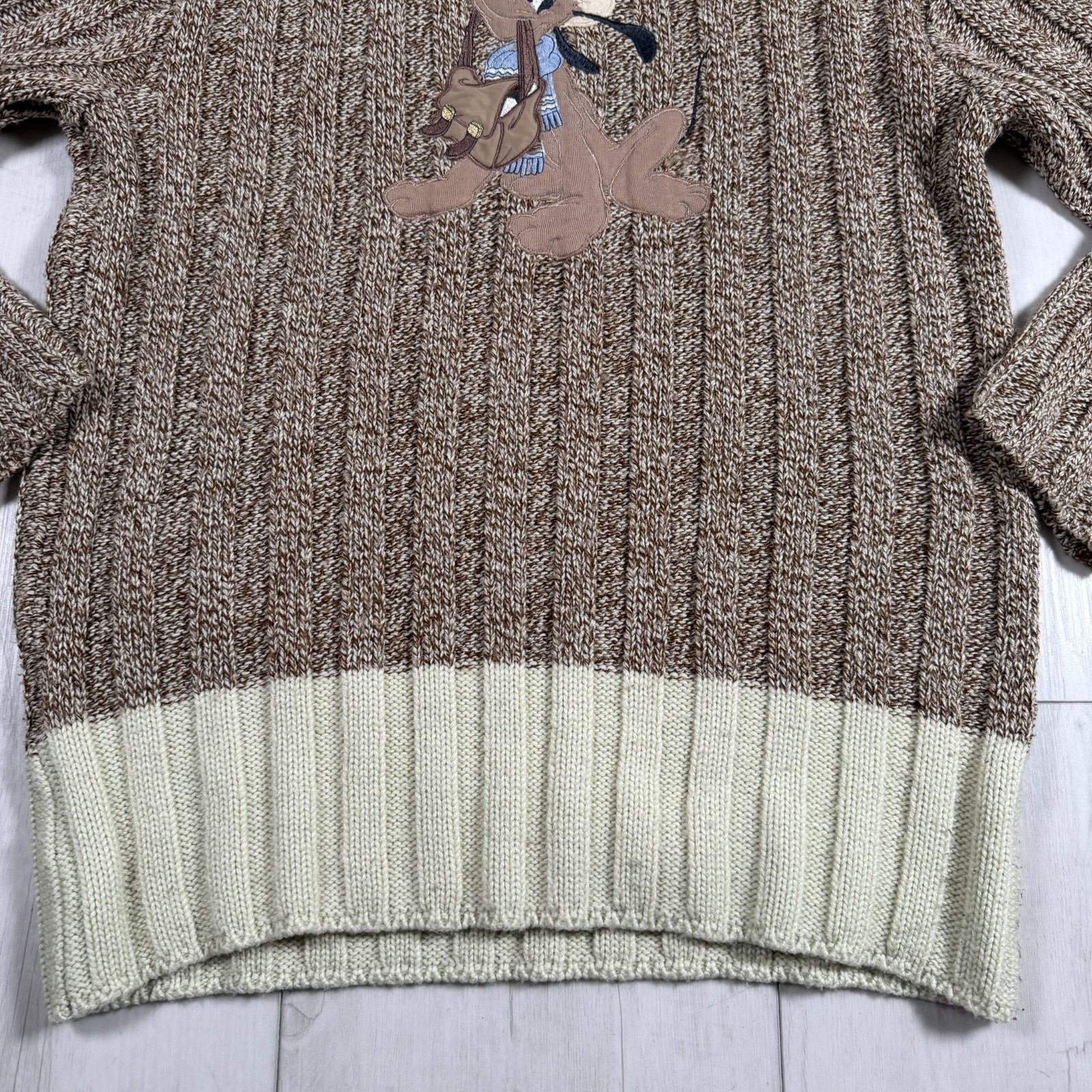 Vintage Small PLUTO Embroidery Patch Sweater Disn… - image 3