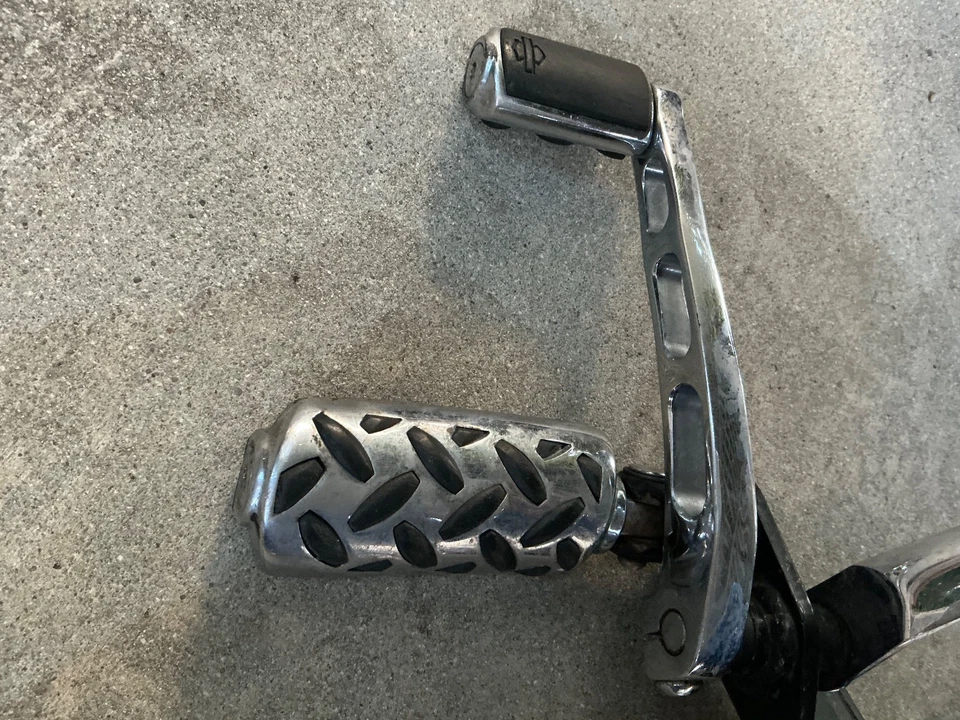 1999 Harley softail Front Mid Left Foot Peg & Shifter Set - Image 2 of 4