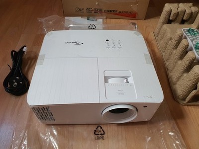 Proyector Optoma UHD30 DLP 4K - Gaming 1080p 240Hz