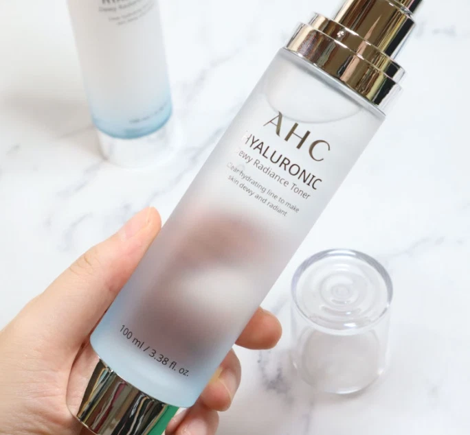 AHC Hyaluronic Skin Care Set Tónico 100 ml Emulsión 100 ml, GIft 30 ml*2 / K-Beauty Foto 4 de 4