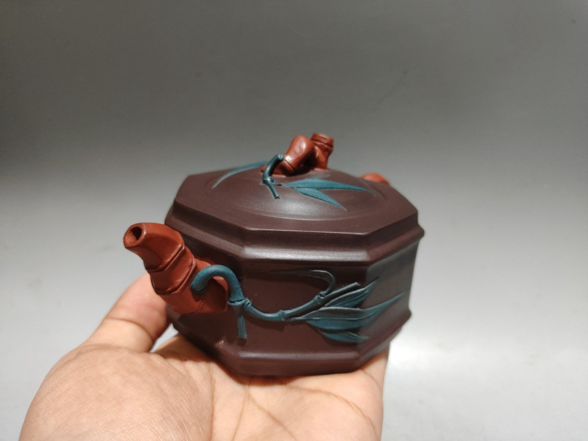 Chinese Yixing Zisha Clay Handmade Eight Sided Bamboo Section