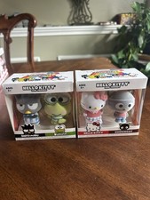 Hello Kitty 2 Pack Bundle Figurines NEW - Item 470334  470335