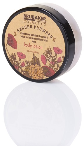 BRUBAKER Cosmetics 7 Pcs Bath Gift Set 'Garden Flowers' in Vintage Metal Tub - Picture 9 of 10