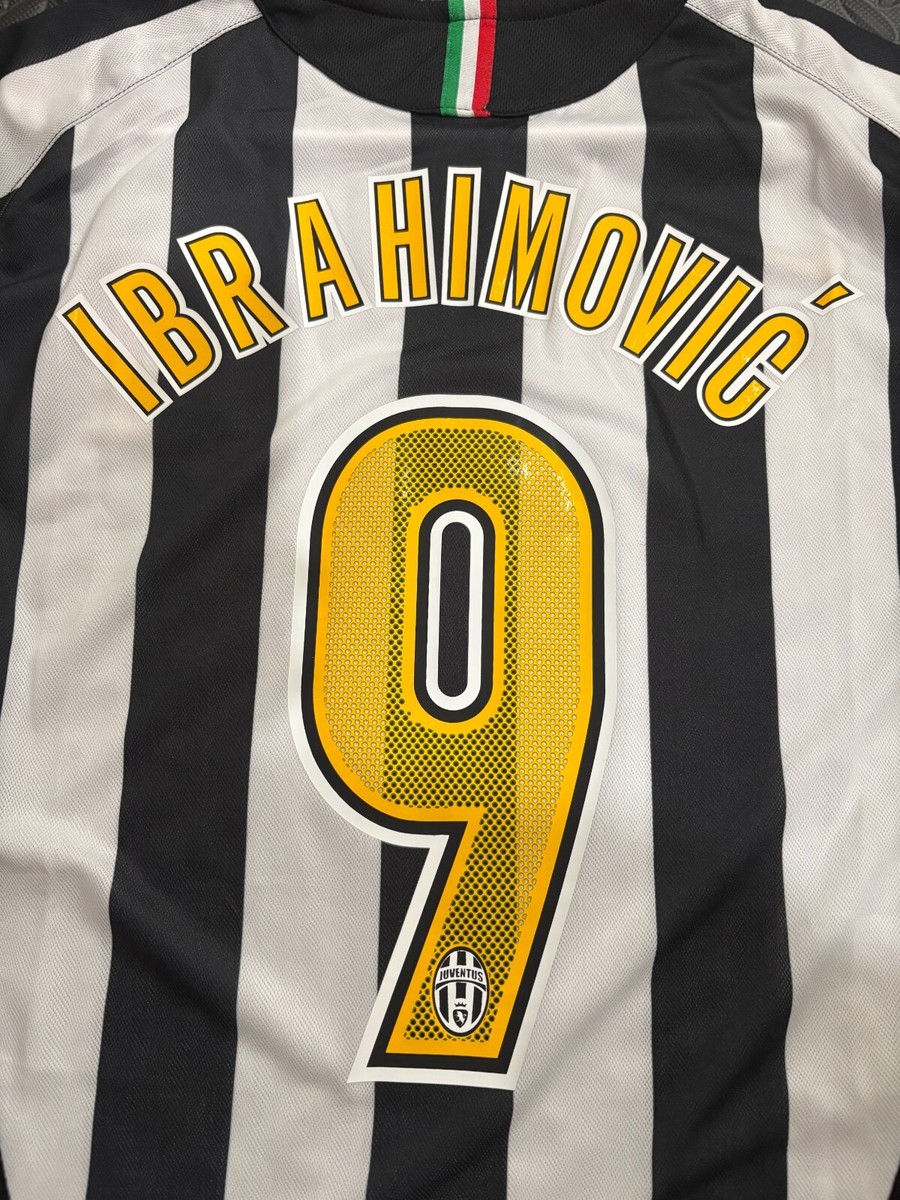 Nike Juventus Ibrahimović Lサイズ 2005 Juventus FC Tamoil IBRAHIMOVIC Striped Nike 90 Soccer