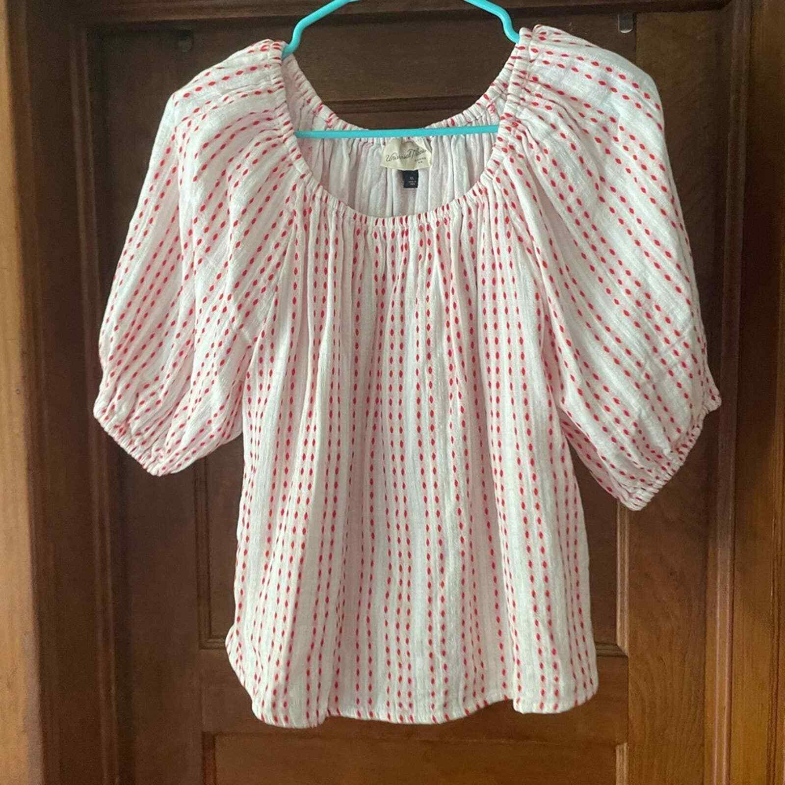 Universal Thread / balloon sleeve top - image 1