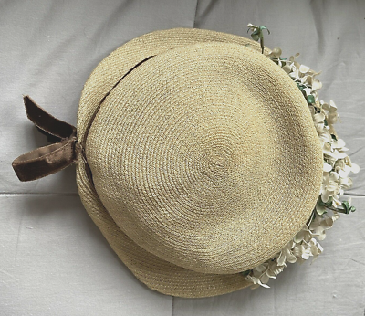 1940s VINTAGE STRAW HAT w/ Ivory Silk Flowers/Leaves/Brown  display picture 3