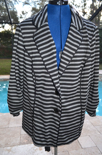 New $60 AVENUE Women's Size 18/20 Grey Black Striped Blazer Jacket