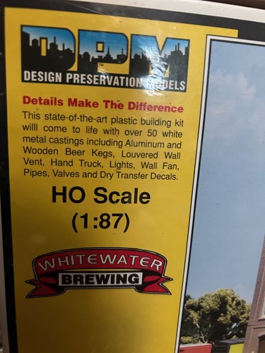 WHITEWATER BREWING CO - DESIGN PRESERVATION GOLD - HO Scale - PLASTIC - NEW KIT - Picture 6 of 7