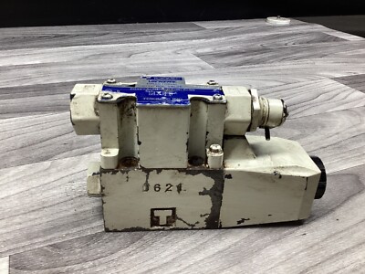 Tokimec DG4V-3-2B-M-P7-H-7-50 Directional Valve #133D92PR5