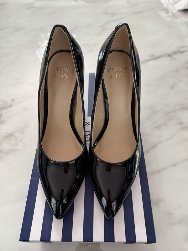 Crown & Ivy Women’s Black Patent Leather Pointed Toe Slip-On Block Pumps