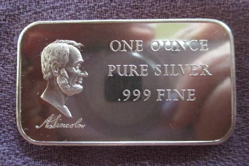 Abraham Lincoln RARE Madison Mint 1972  1 Troy Oz. .999 Fine Silver Bar No #