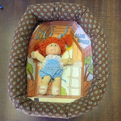 Cabbage Patch Kids Pin Ups 1983 Charleen Jenny and Her Clubhouse wall hanging