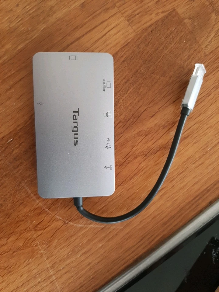 Targus USB-C DP Alt Mode Single Video 4K HDMI/VGA Docking Station with 100W Powe - Image 3 of 4