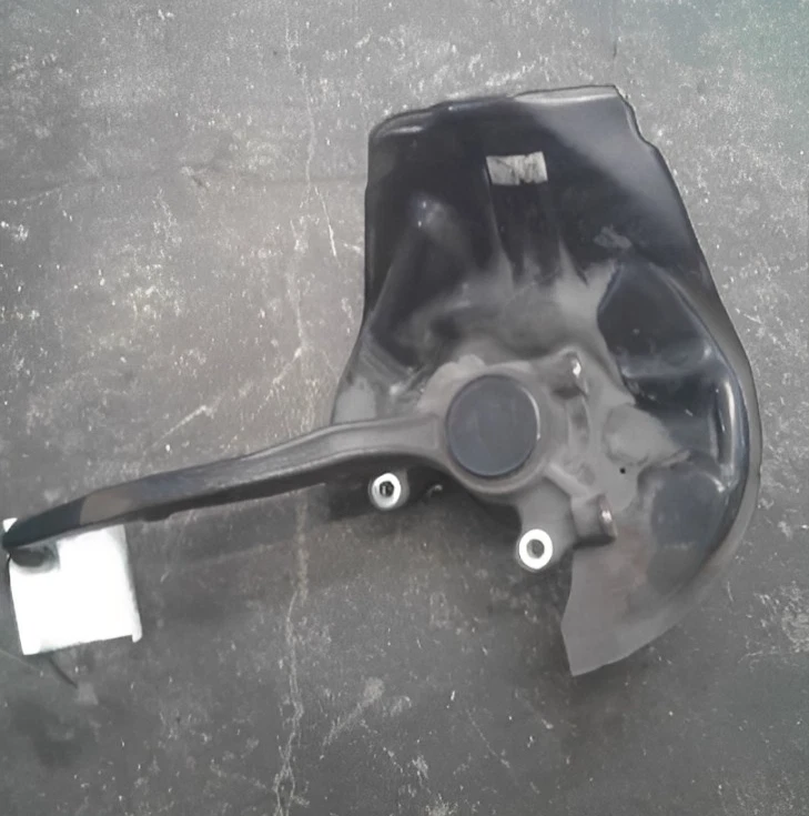 1993-2005 Lexus GS300 Driver Left Front Spindle Knuckle Assembly W/o Abs Oem - Image 2 of 4