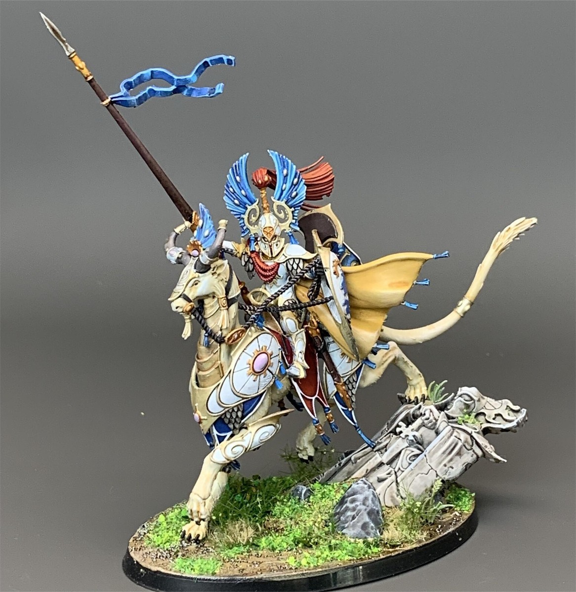 キャラクター Lyrior Uthralle Warden of Ymetrica Warhammer AOS Lumineth Realm-lords Order Lyrior Uthralle