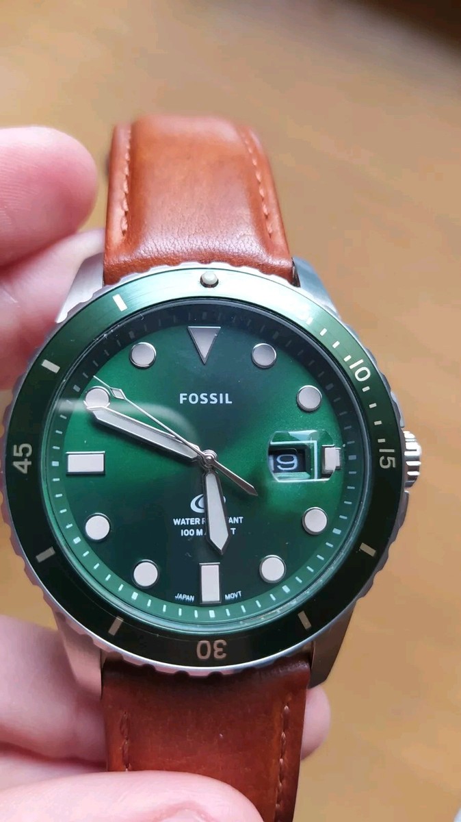 Quartz Herrenuhr Neuwertig Lederarmband FOSSIL BLUE FS5946 HULK