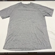 Lululemon Mens Gray Metal Vent Tech Short Sleeve Shirt Size Large Crew Tee Top