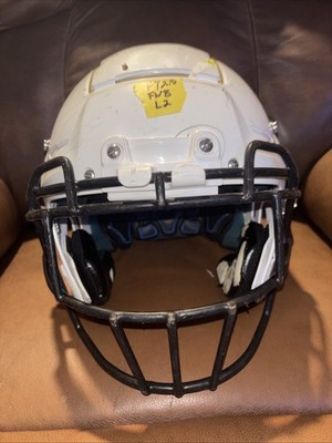 Adult Schutt F7 2.0Football Helmet (Flat White W/ Black Face Mask