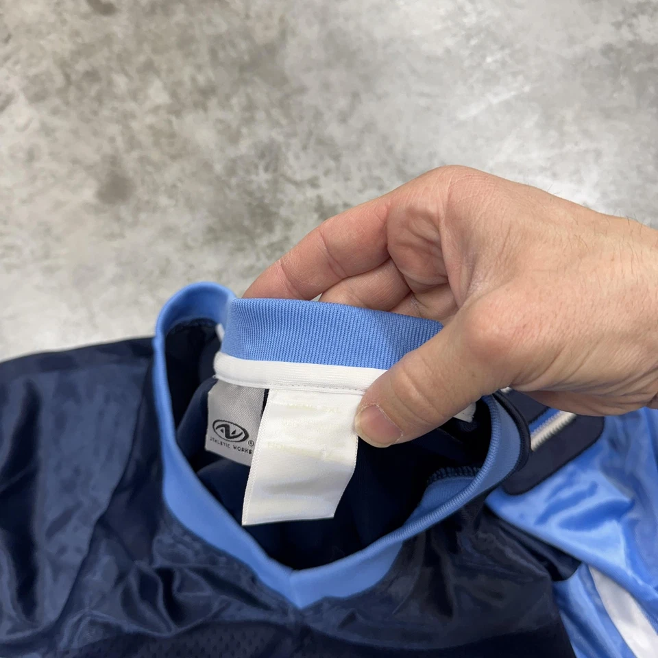 Camiseta deportiva de fútbol Athletic Works para hombre grande estilo Fubu y2k hip hop 07 patinador Foto 4 de 4