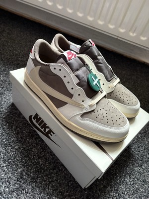 Nike Travis Scott Air Jordan 1 Low OG SP, Reverse Mocha, Größe EU 42 US 8.5