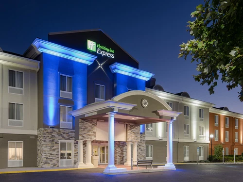 Holiday Inn Mt Laurel NJ Philadelphia PA -  1 Night Hotel Room Stay $129 Value