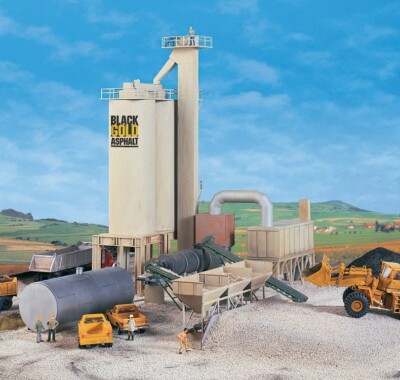 Walthers Cornerstone H0 933-3085 - Black Gold Asphalt Plant (Kit) - NEW & OVP
