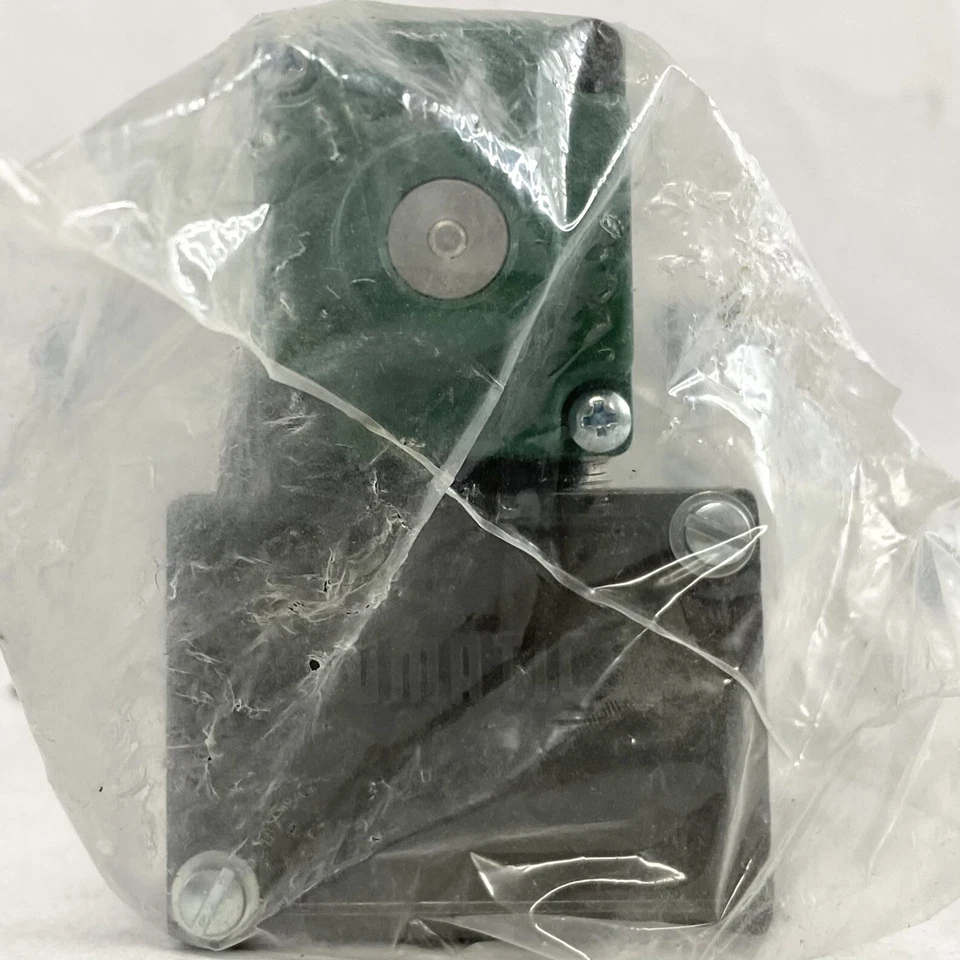 Numatics 082SS43AK000030 150psig 110-120V 15A - Image 3 of 4