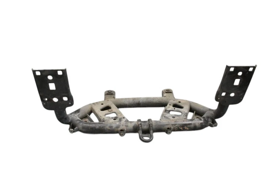 06-12 Land Rover Range Rover L322 parachoques delantero enganche de remolque subchasis LR016868 OEM Foto 2 de 4