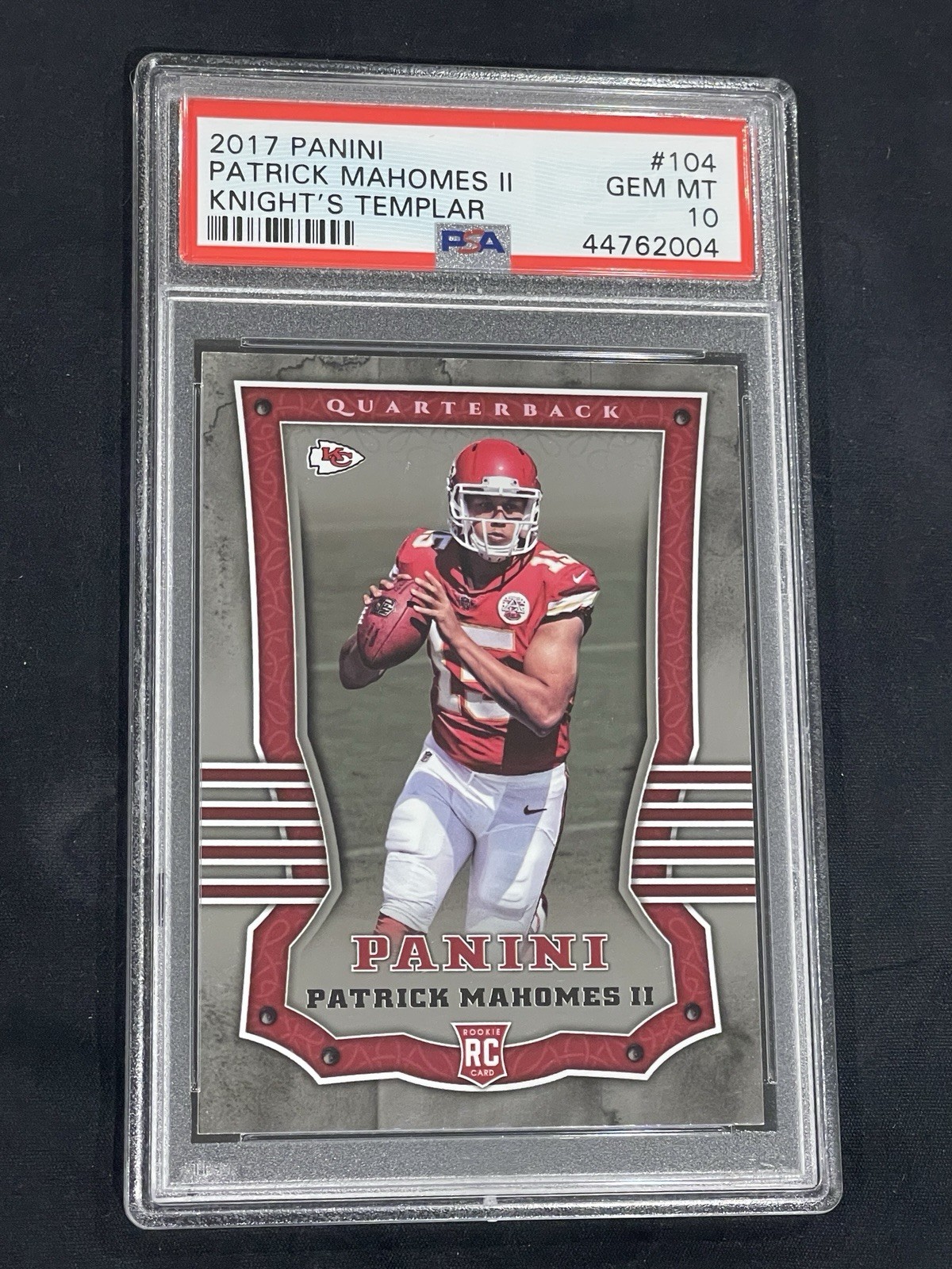 Patrick MAHOMES 2017 Panini KNIGHT'S TEMPLAR Rookie Card NEW PSA 10 Gem Mint RC view 1