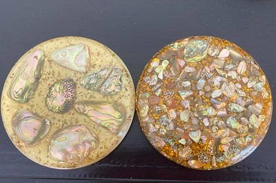Vintage Hyler Enterprises 6   Trivet Lucite Abalone Shells Round Footed Set Of 2