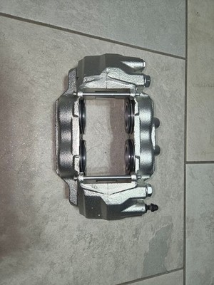 Left Front 4 Piston Front Brake Caliper BCN92712-C For Toyota 4Runner