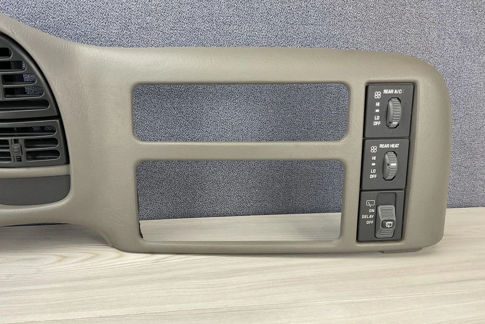 🔴1996-2005 Chevy Astro GMC Safari tablero radio bisel moldura. OEM. ¡Envío gratis! Foto 4 de 4
