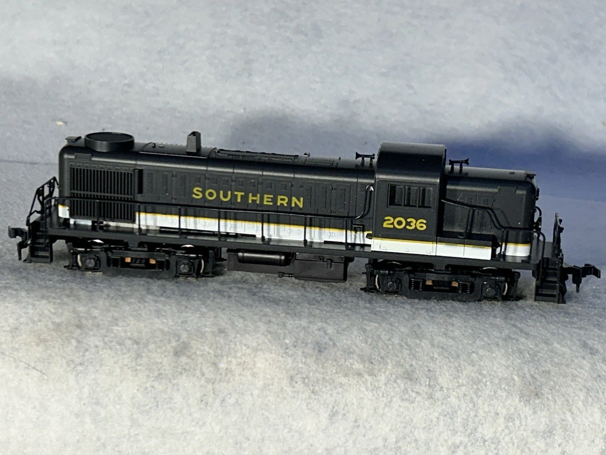 Locomotive Diesel KATO HO ALCO RS-2 Santa Fe 2099 - Digitale, échelle HO, Occasion
