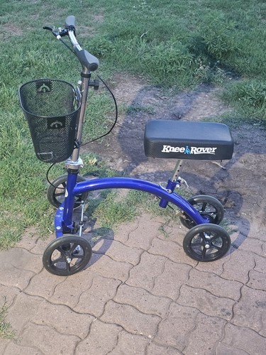KneeRover foldable knee walker, a mobility device With basket Perfect Condition