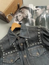 Bel pezzo raro_Dsquared2_camicia denim scuro_borchie piramidali_autunno 2005_46