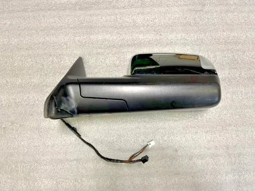 OEM  DODGE RAM 1500-3500 2010-2012 LEFT POWER HEAT TOW MIRROR CHROME used