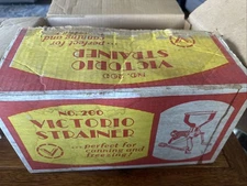 VTG Victorio Strainer No. 200 Set In Original Box and Receipt 1981 Made In USA