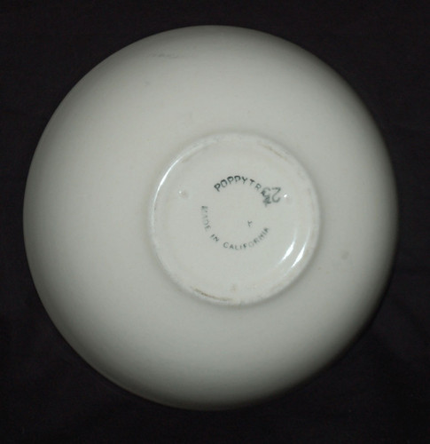 Un tazón de cereal One Metlox cerámica 5-1/2" patrón de fresa de California - Imagen 3 de 4