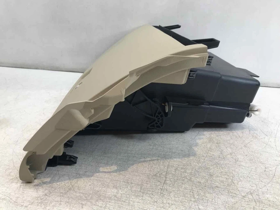 Отсек для хранения перчаточный ящик желтовато-коричневый оригинальный 30755651 подходит для VOLVO XC60 2010-2013 - Изображение 2 из 4