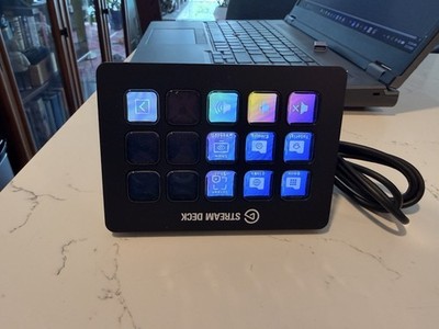 Elgato Stream Deck MK.2 Studio Controller 15 LCD Keys Black 10GBA9901