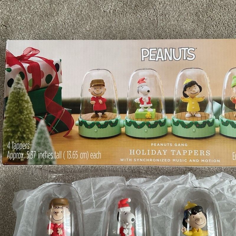 Hallmark Peanuts Holiday Tappers Synchronized Music & Motion 2025 NIB