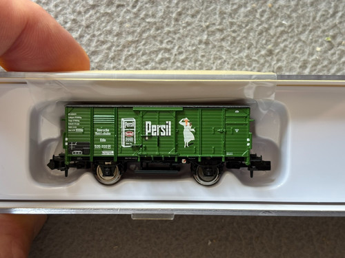 Brawa 67403 Spur N Gedeckter Güterwagen ´Persil´ Messemodell 2015 Epoche 3 | Condition: Gebraucht