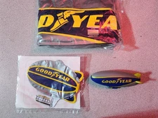 BLIMP LOT - INFLATABLES AND MINI STRESS RELIEVER DIRIGIBLE AIRSHIP 33 Inch & 5"