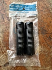 New  Hunt Wilde TRICYCLE Handlebar GRIPS 3/4" dia. Black Scooter Ride On