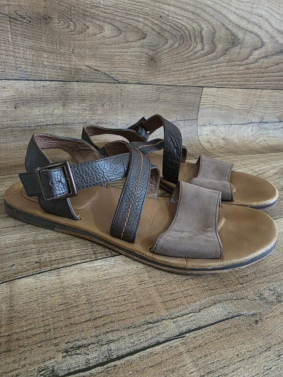 Sandali estivi uomo UGG Australia Tustin taglia UK 10 5 marroni vera pelle