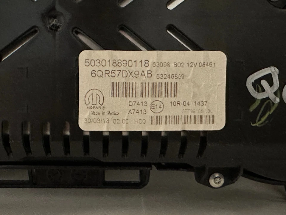 速度表仪表盘仪表板2018吉普罗盘7英寸显示屏128,838英里 — 第 3/3 张图片
